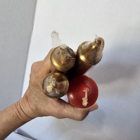 3-GOLD Wax 10" TALL Candles PLUS 1-6" Chunky American Greetings RED Christmas - Picture 10 of 16